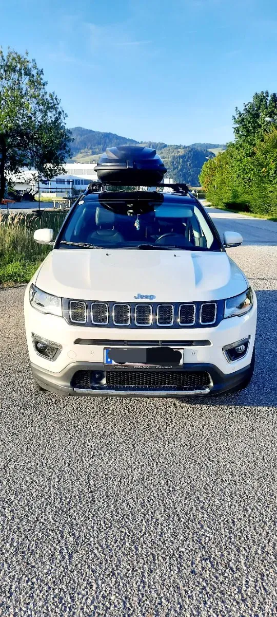 Jeep Compass 2018 photo 2