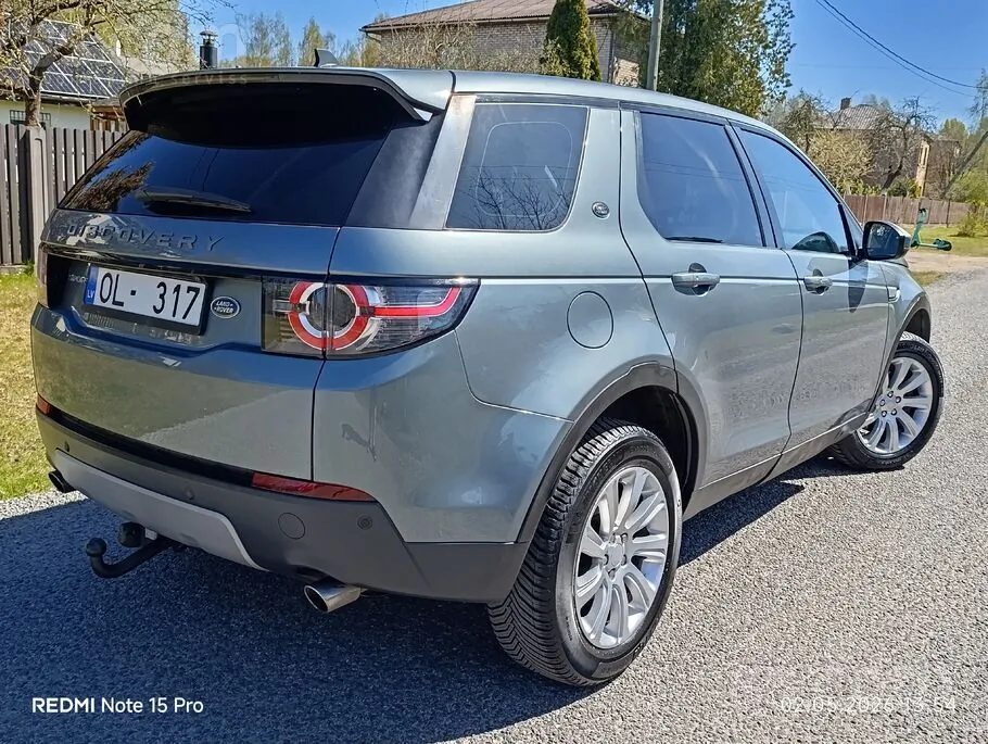 Land Rover Discovery Sport 2016 photo 2