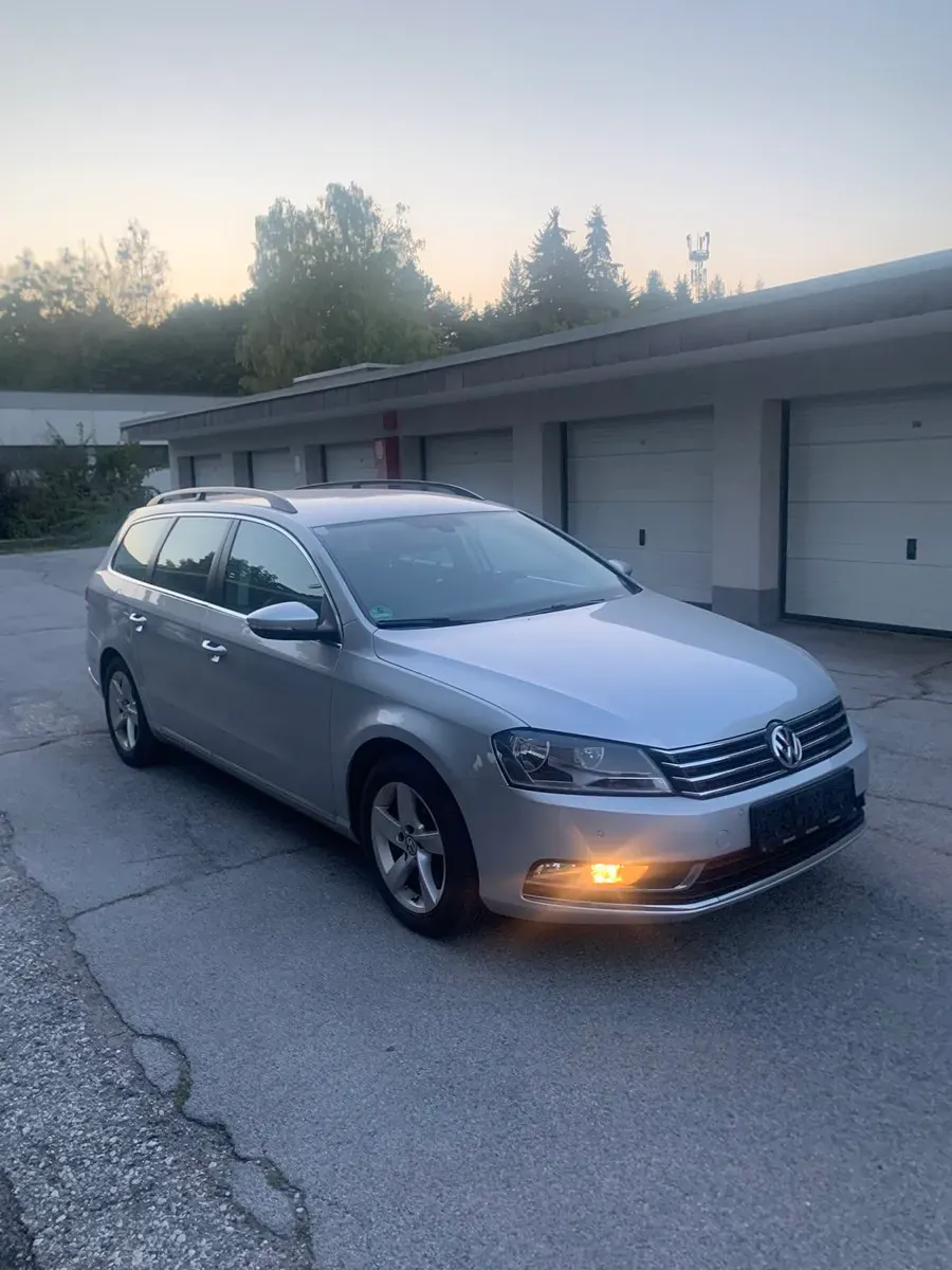 Volkswagen Passat 2012 photo 3