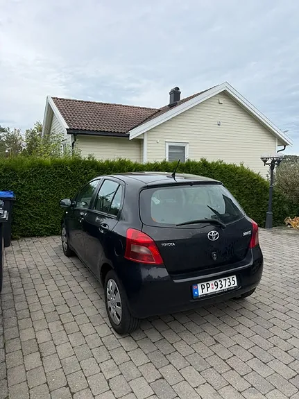 Toyota Yaris 2007 photo 2