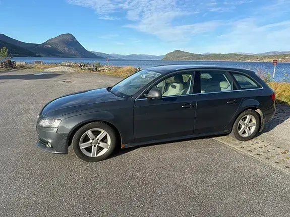 Audi A4 2009 photo 3