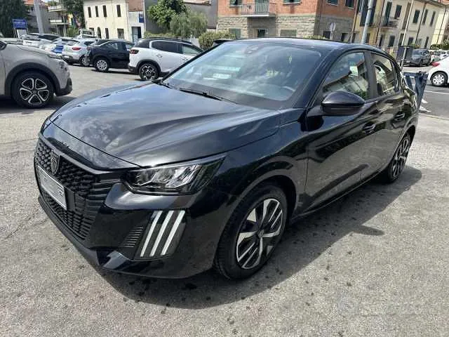 Peugeot 208 2026 photo 2