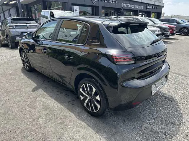 Peugeot 208 2026 photo 3