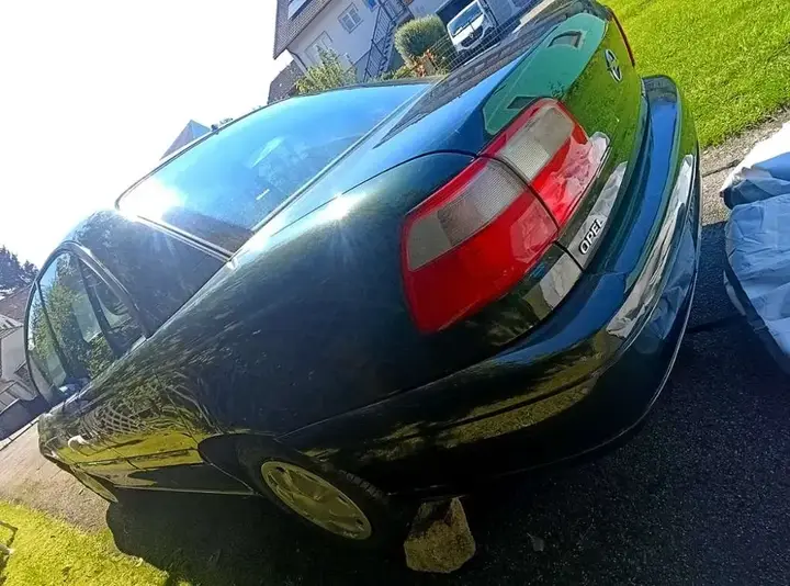 Opel Omega 2001 photo 2