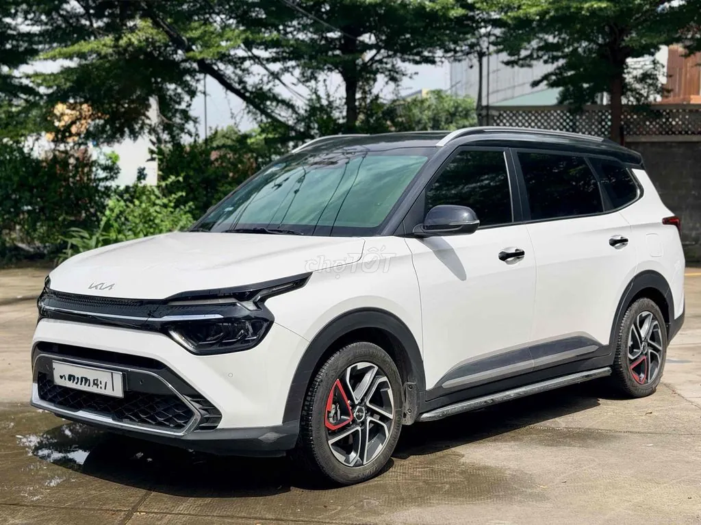 Kia Carens 2024 photo 5