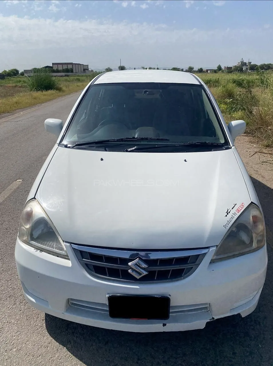 Suzuki Liana