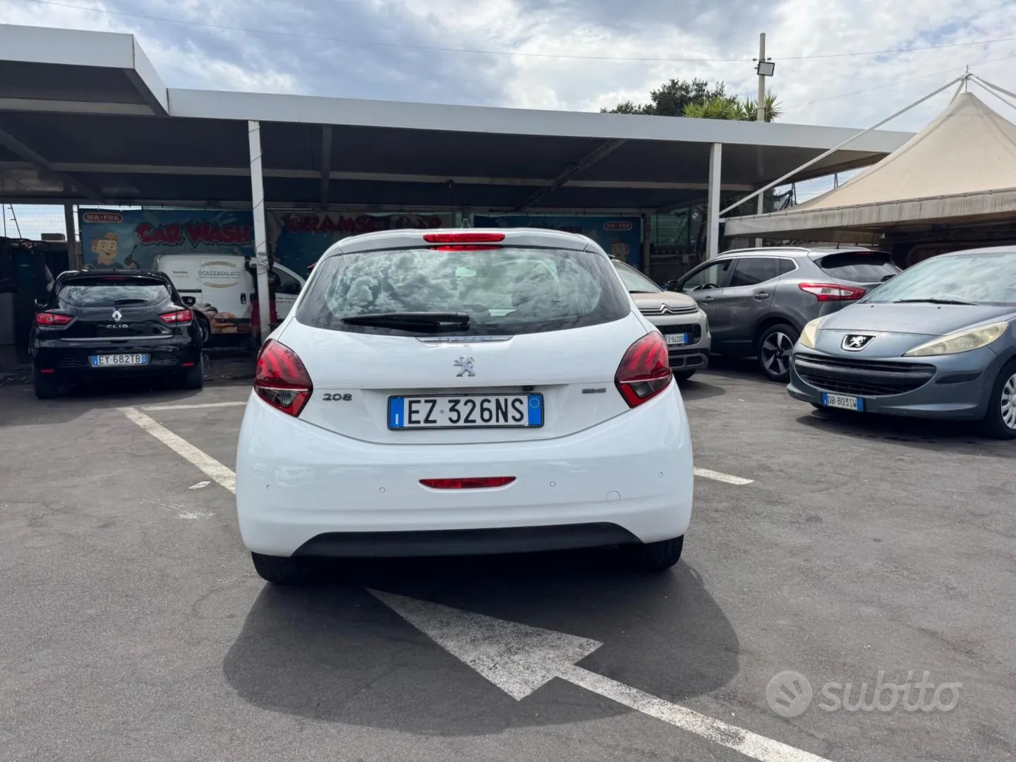 Peugeot 208 2015 photo 4