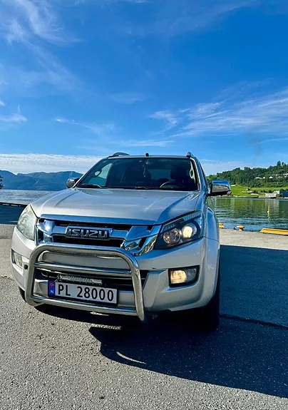 Isuzu D-Max 2013 photo 2