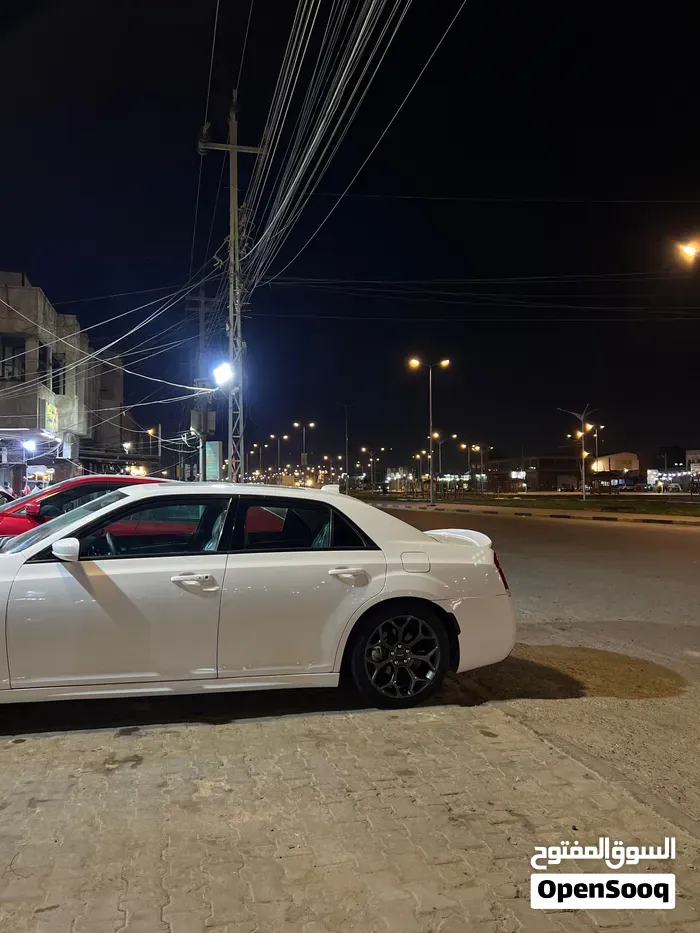 Chrysler 300 2017 photo 3