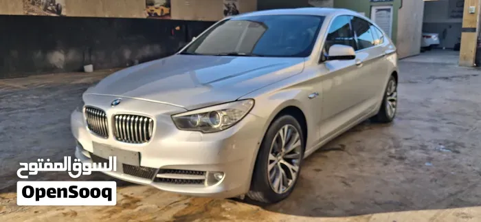 BMW 5 Series 2011 photo 3