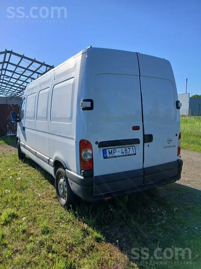 Nissan Interstar 2012 photo 3