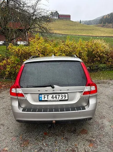 Volvo V70 2014 photo 3