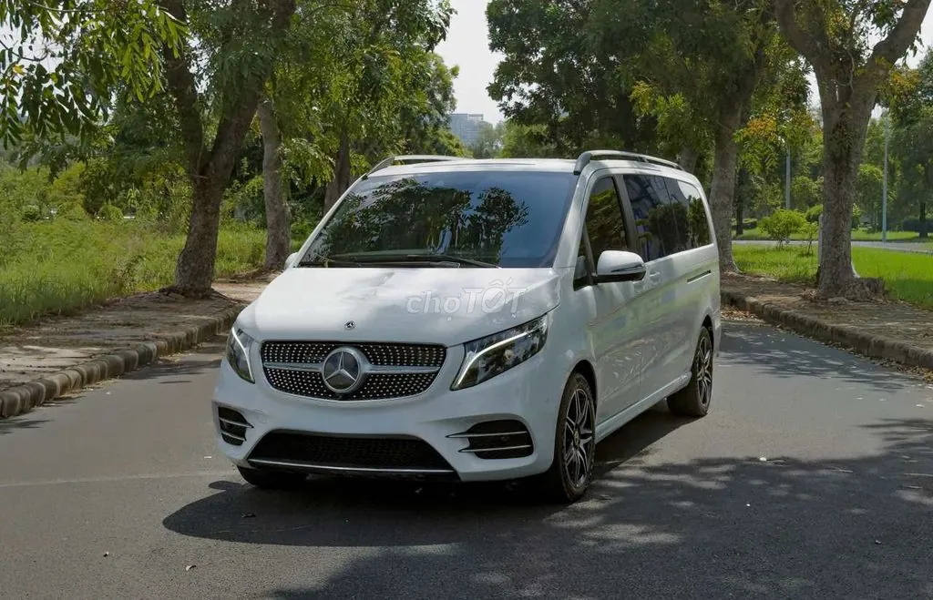 Mercedes-Benz V-Class
