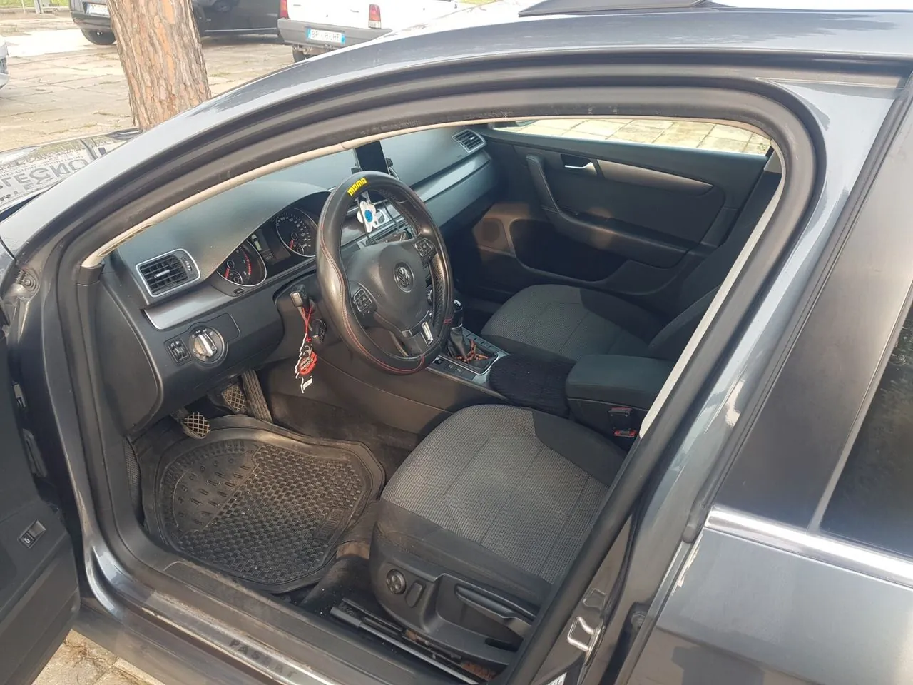 Volkswagen Passat 2013 photo 5