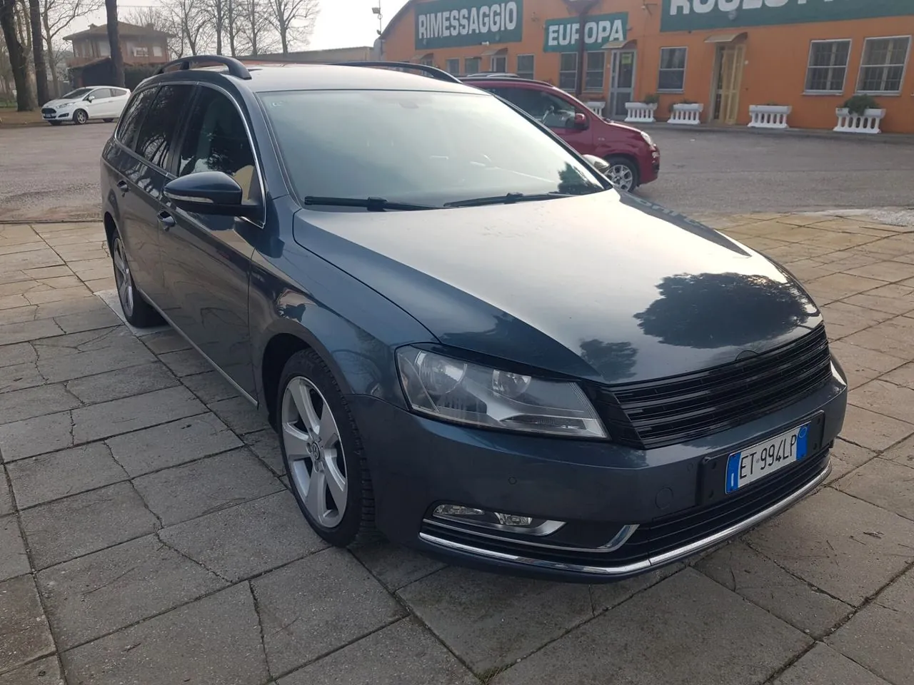 Volkswagen Passat 2013 photo 2