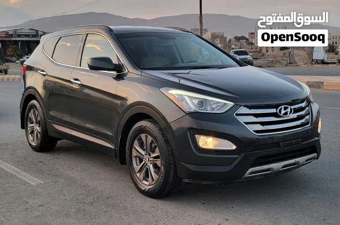 Hyundai Santa Fe 2014 photo 2