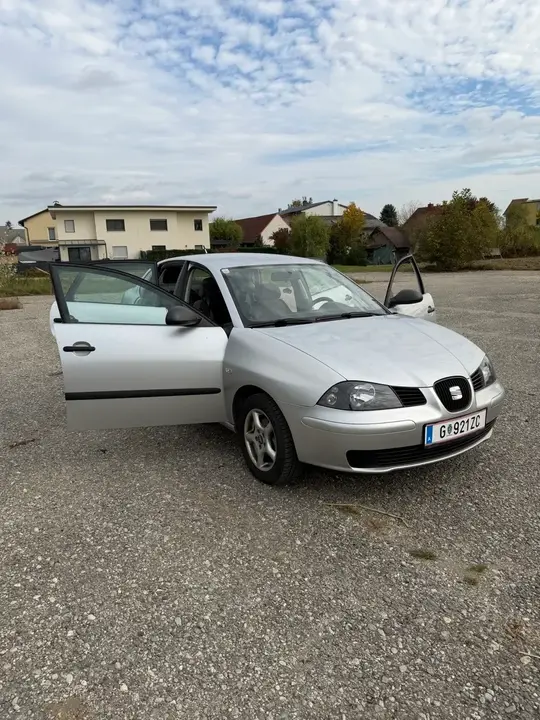 Seat Cordoba