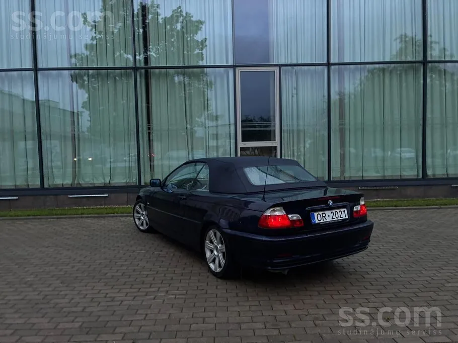BMW 318 2001 photo 4