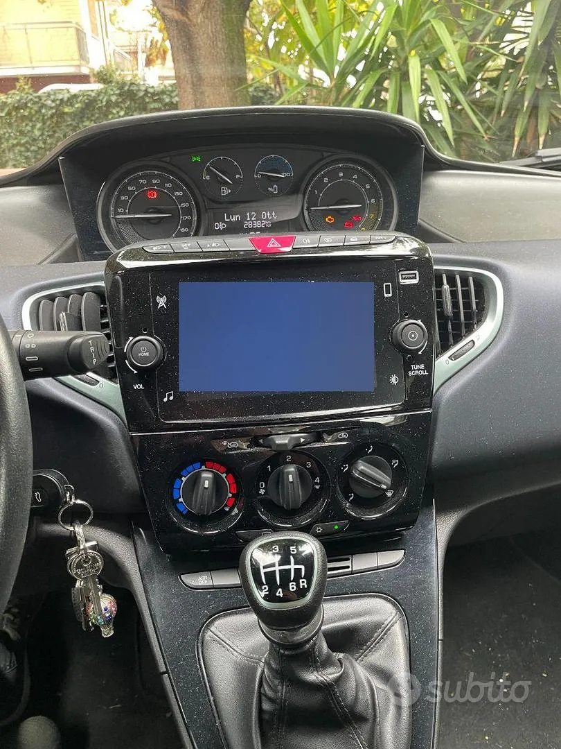 Lancia Ypsilon 2024 photo 4