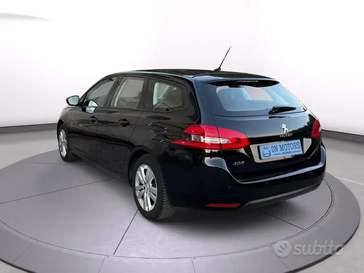 Peugeot 308 2020 photo 2