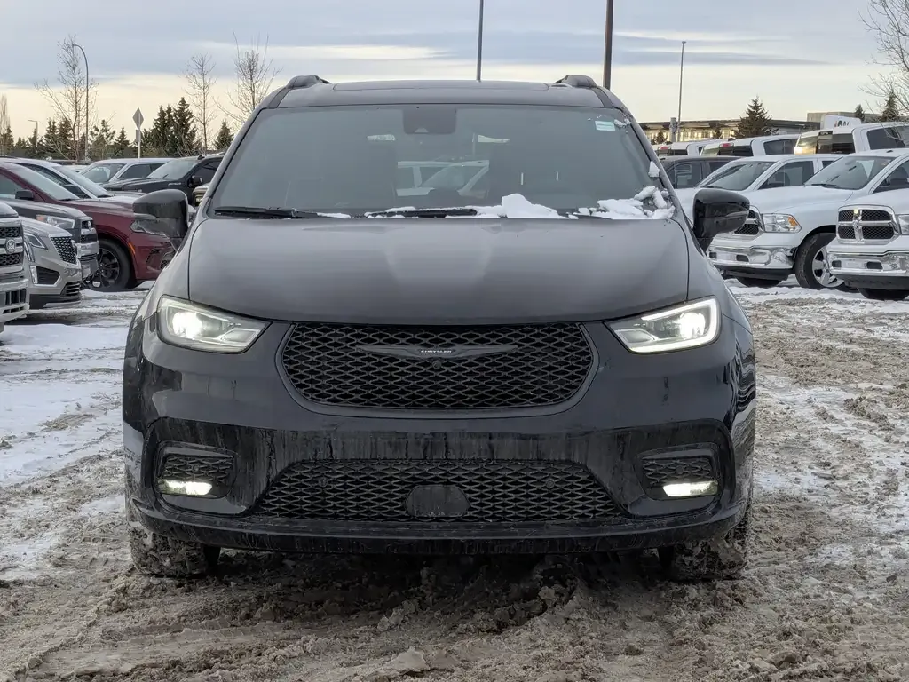 Chrysler Pacifica 2026 photo 3