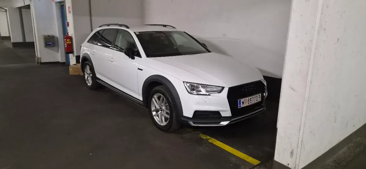Audi A4 Allroad 2017 photo 2