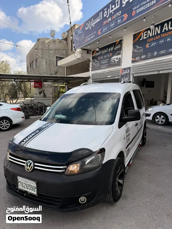 Volkswagen Caddy 2014 photo 2