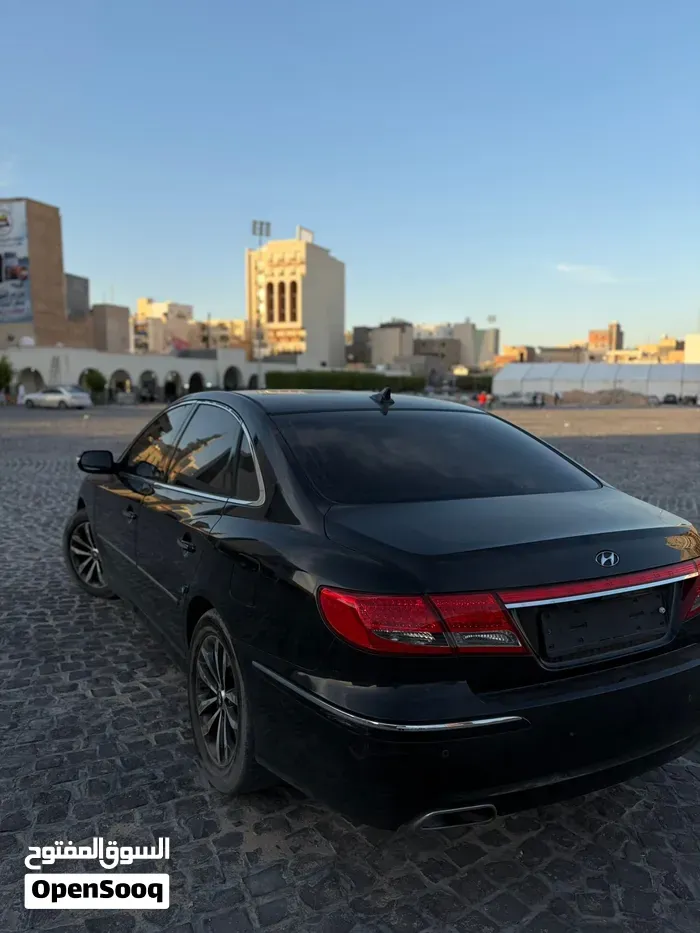 Hyundai Azera 2010 photo 3