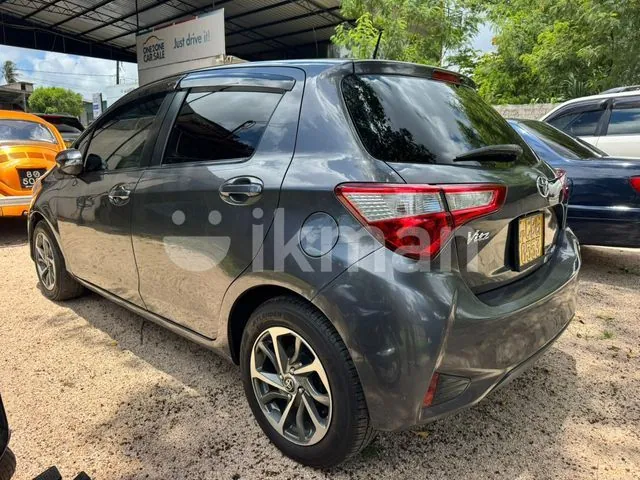 Toyota Vitz 2018 photo 5