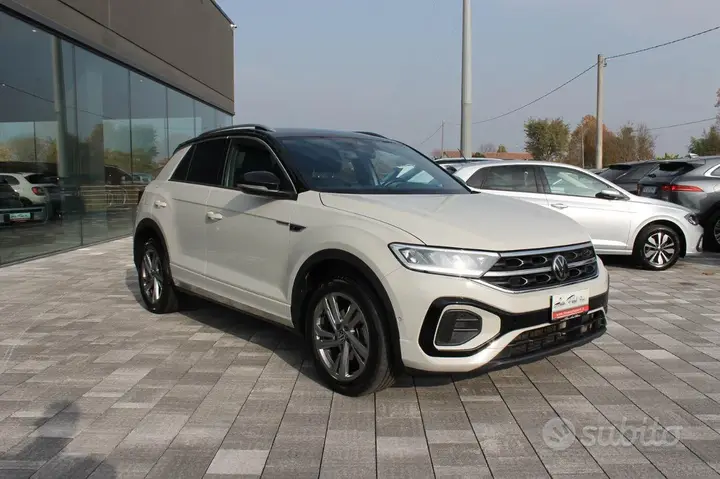 Volkswagen T-Roc 2023 photo 3