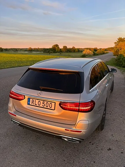 Mercedes-Benz E300 2021 photo 3