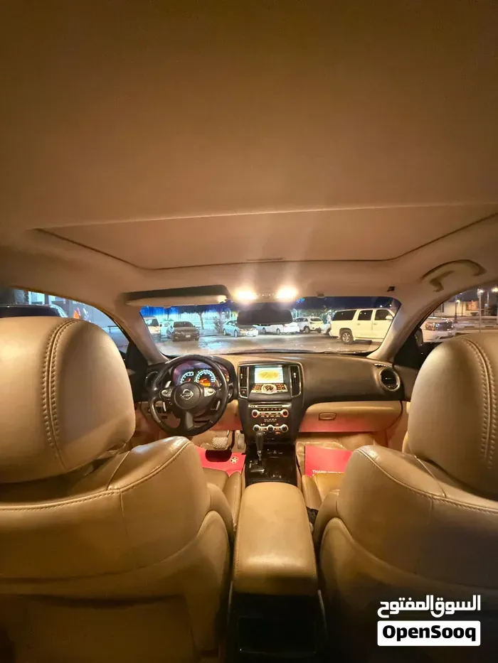 Nissan Maxima 2011 photo 4