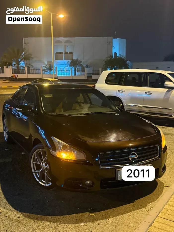 Nissan Maxima