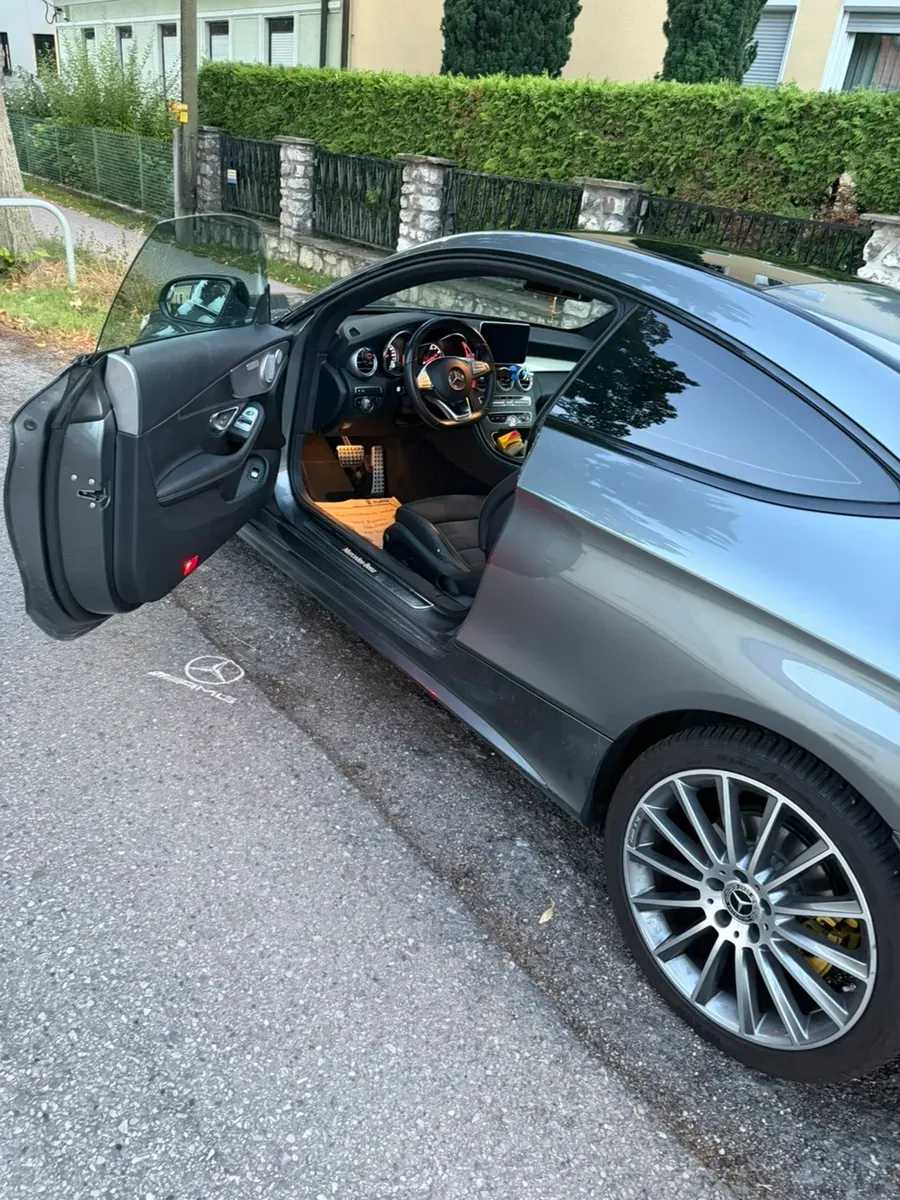 Mercedes-Benz C-Class 2016 photo 2