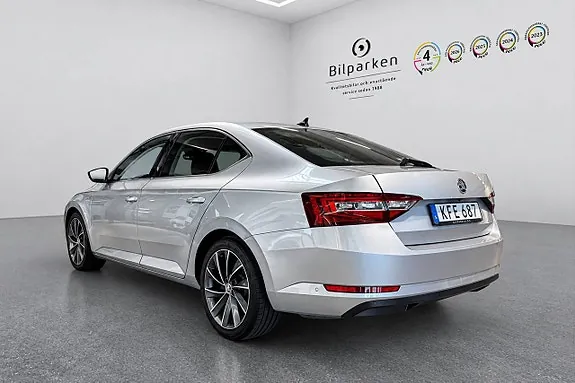 Skoda Superb 2016 photo 3
