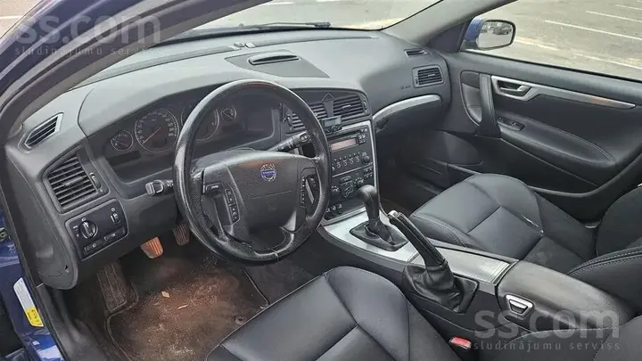 Volvo V70 2005 photo 4