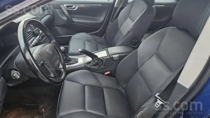 Volvo V70 2005 photo 3