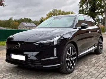 Volvo Ex90