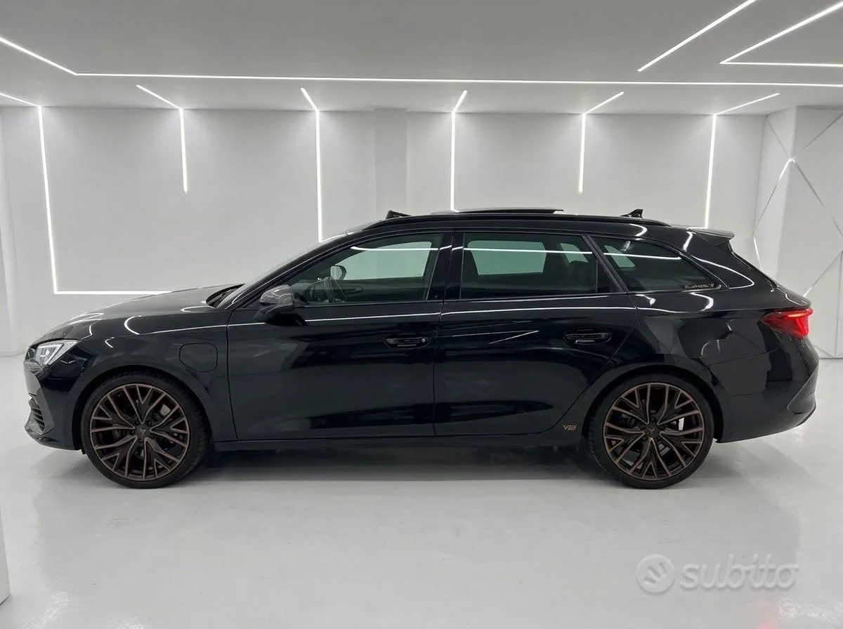 Cupra Leon 2023 photo 3
