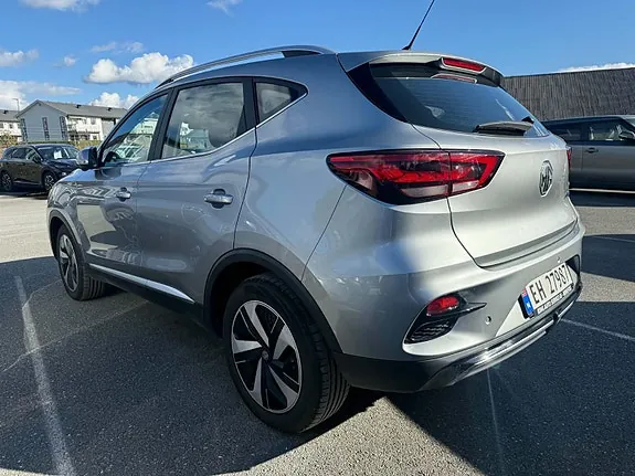 MG Zs Ev 2023 photo 3