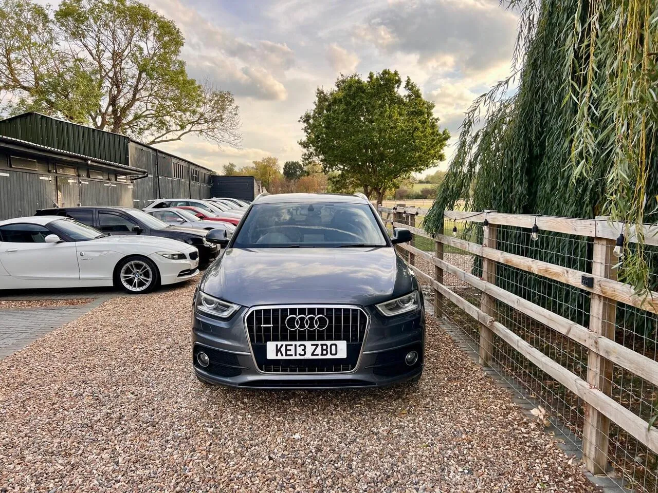 Audi Q3 2013 photo 2
