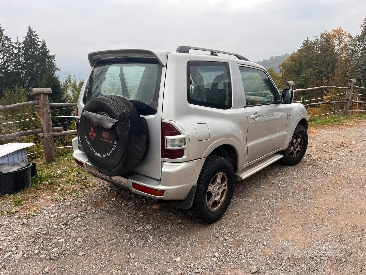 Mitsubishi Pajero 2004 photo 2