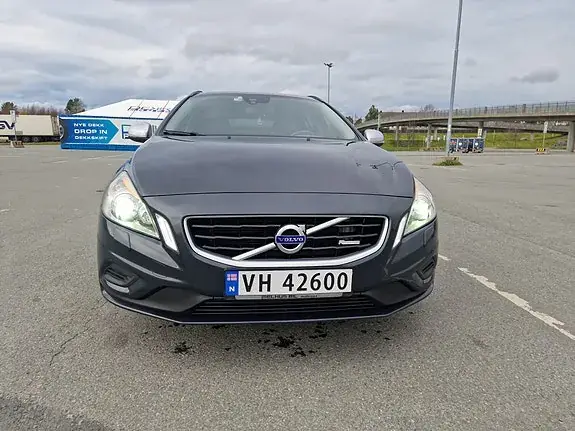 Volvo V60 2013 photo 2