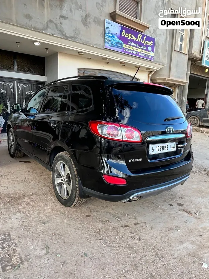 Hyundai Santa Fe 2012 photo 3