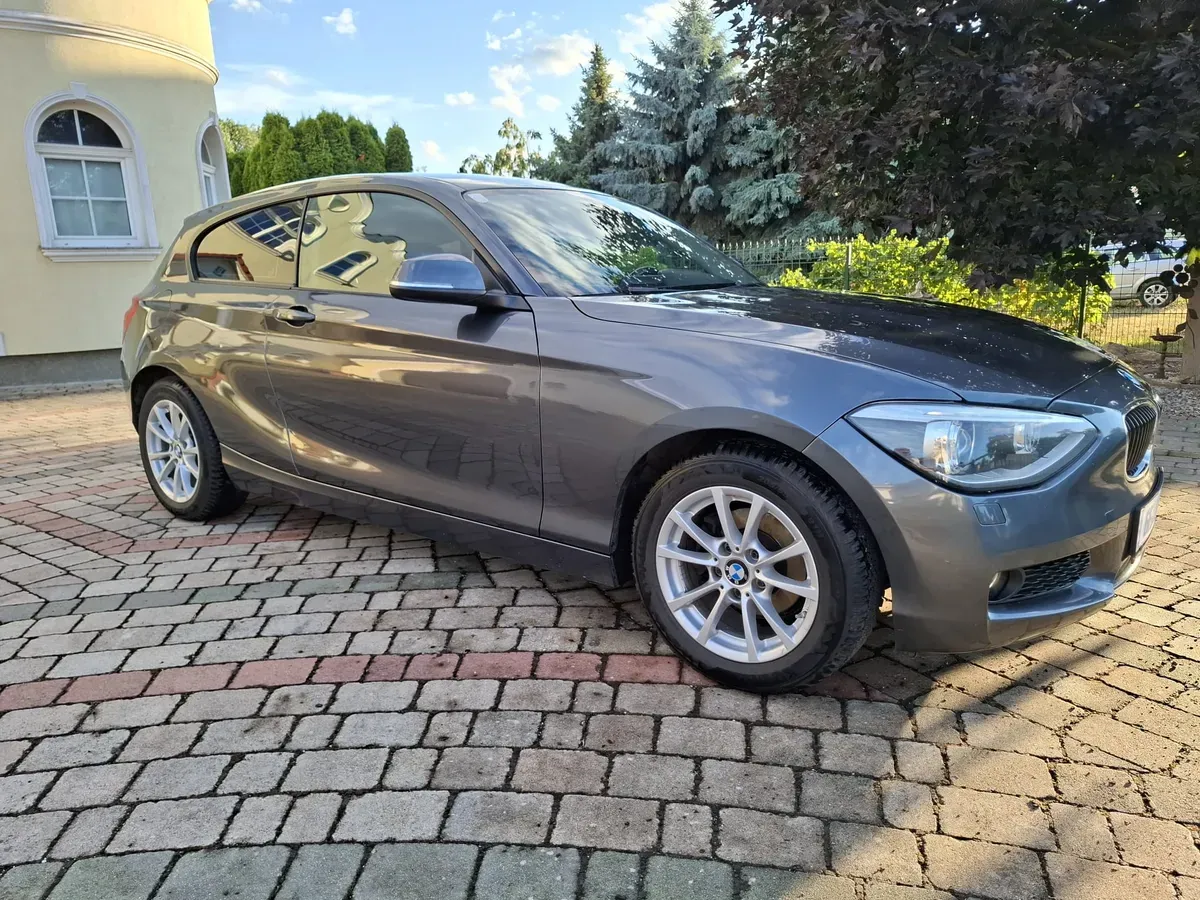 BMW 1 Series 2013 photo 2