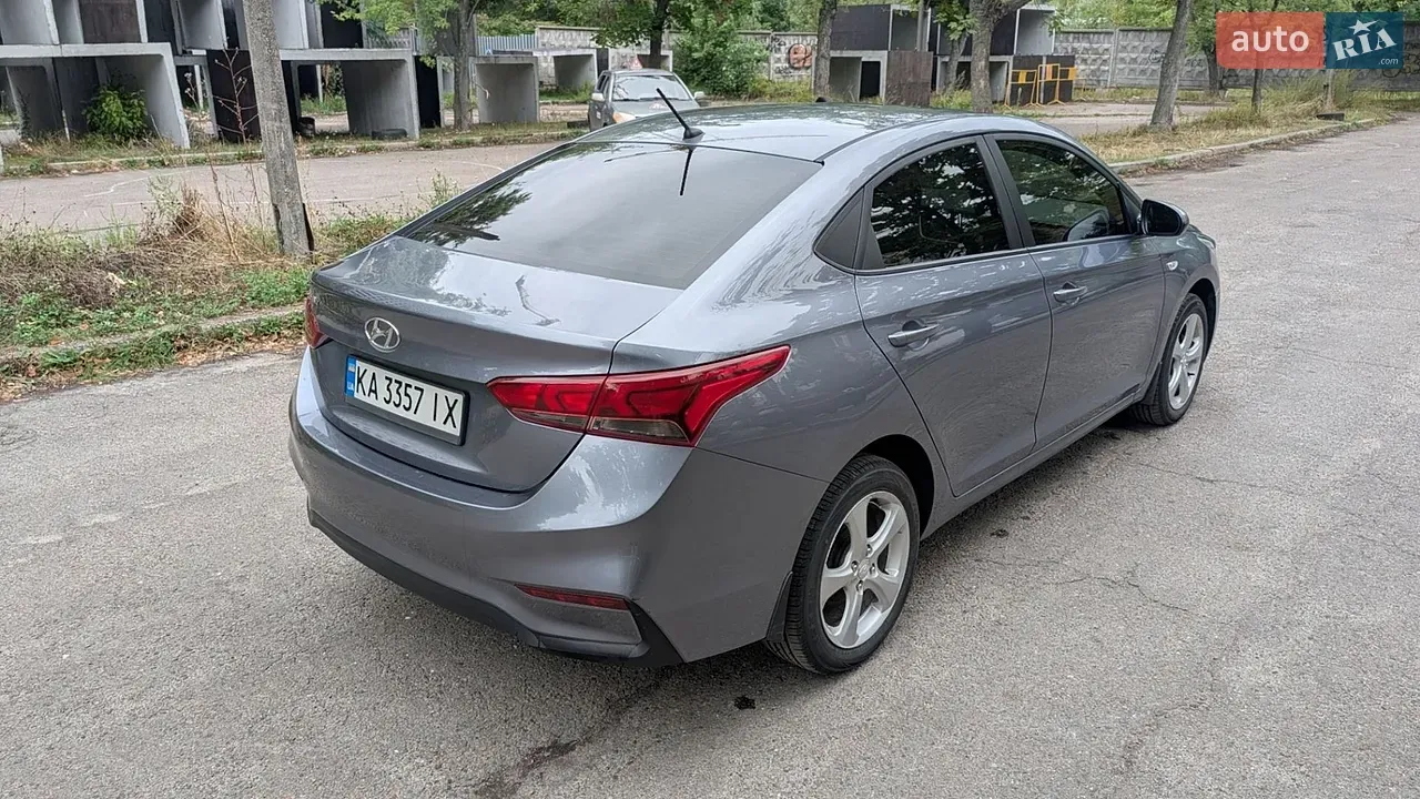 Hyundai Accent 2017 photo 4