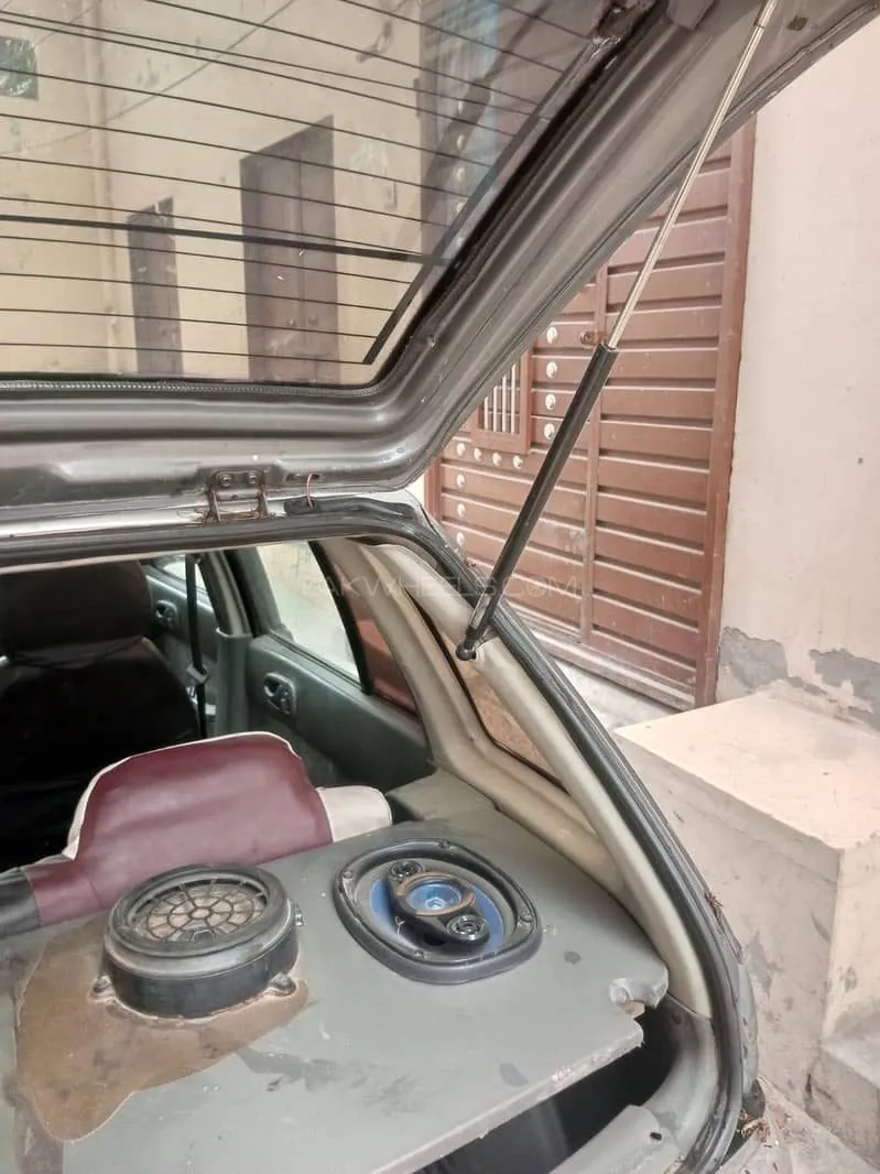 Suzuki Cultus