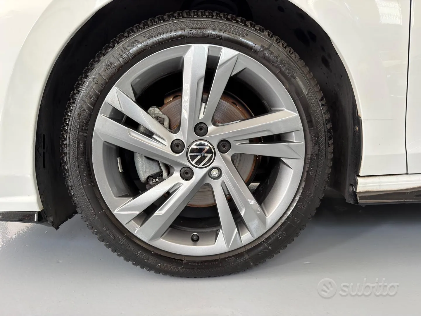 Volkswagen Golf 2023 photo 4