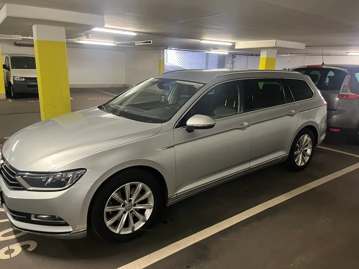 Volkswagen Passat 2017 photo 2