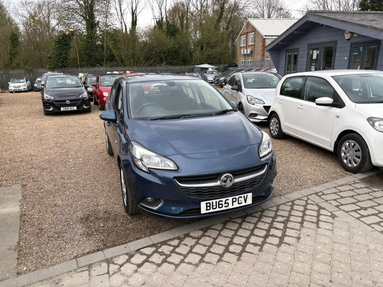 Vauxhall Corsa 2015 photo 2